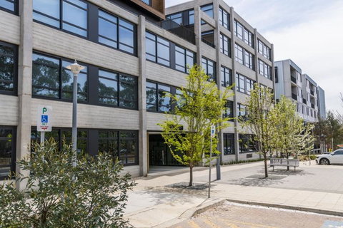 Accommodate Canberra - Warehouse - Accommodation Rockhampton 2