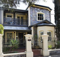 Adelaide Mackinnon - Accommodation Rockhampton