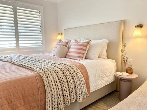 Dolce Vista - North Beach Coastal Haven - Accommodation Rockhampton 2