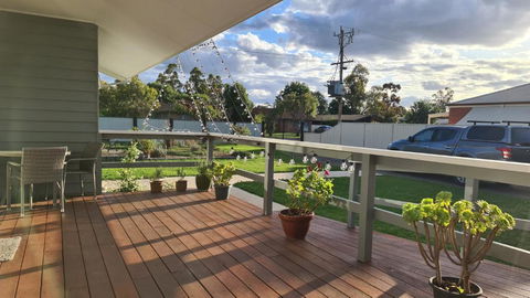 ENGEDI - Accommodation Rockhampton 0