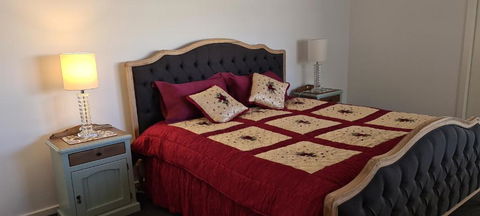 ENGEDI - Accommodation Rockhampton 3