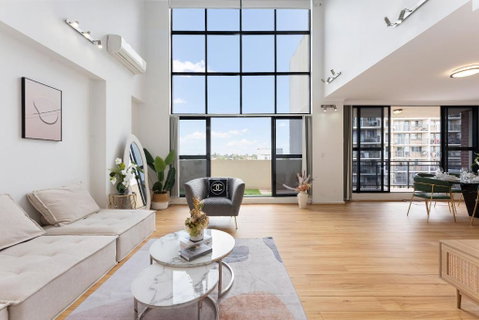 Epic CBD City View 3BR Penthouse Walk To Station&shopping Centre - Accommodation Rockhampton 2