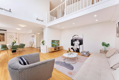 Epic CBD City View 3BR Penthouse Walk To Station&shopping Centre - Accommodation Rockhampton 1