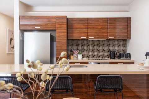 Esplanade Escape To The Brighton Beach Boxes - Accommodation Rockhampton 2