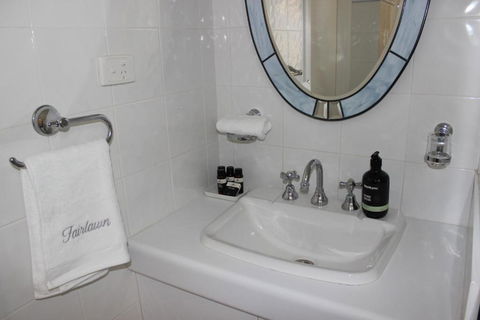 Fairlawn Estate - Accommodation Rockhampton 4