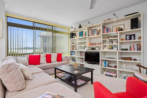 Family Friendly Apartment With A Stunning View - Accommodation Rockhampton 0