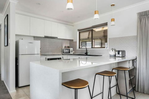 Family Fun By The Sea - Accommodation Rockhampton 2