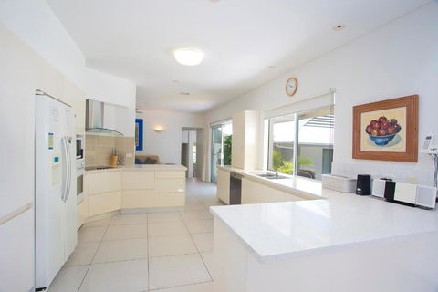 Family Living In The Heart Of Noosa, Noosa Heads - Accommodation Rockhampton 3