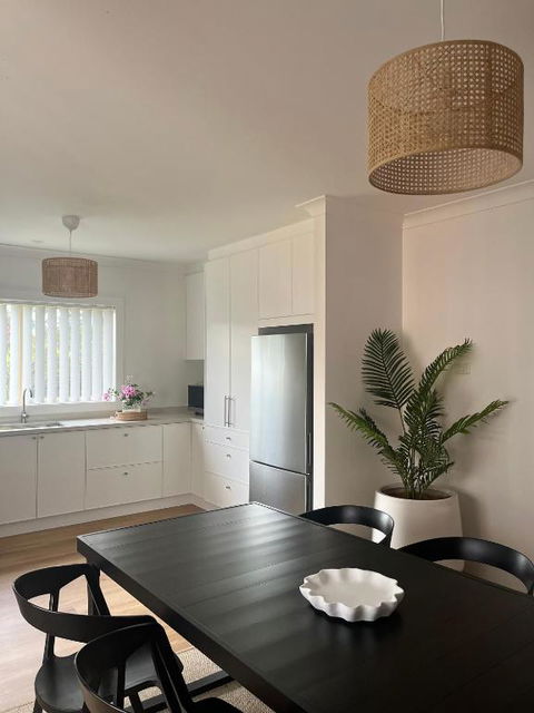FERN - Accommodation Rockhampton 0