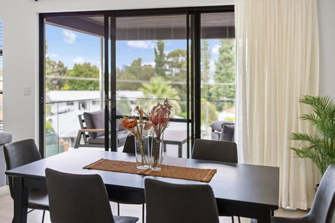 First-Class Townhouse W Free Parking And Wi-Fi - Accommodation Rockhampton 1