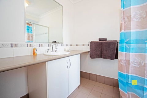Fishface Retreat - Accommodation Rockhampton 3