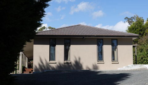 Five Pines Studio - Accommodation Rockhampton 3