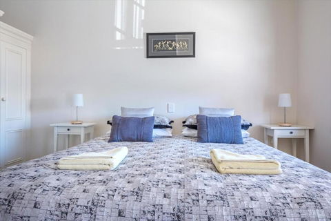 Foreshore Apartment 104 - Accommodation Rockhampton 3