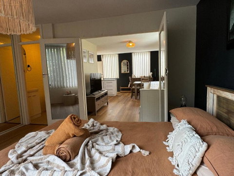 FORR64 - Cosy East Perth Retreat - Accommodation Rockhampton 3