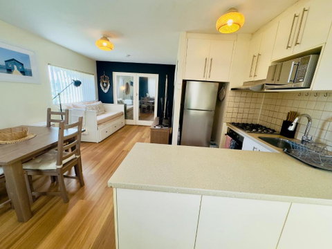 FORR64 - Cosy East Perth Retreat - Accommodation Rockhampton 4