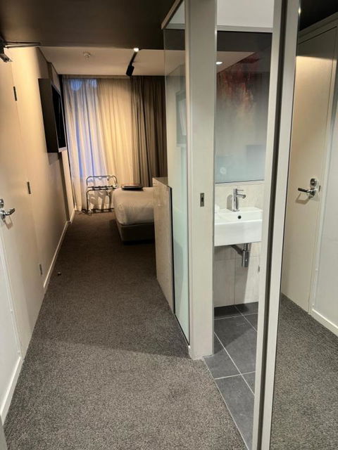 Fortitude Valley Hotel Room - Accommodation Rockhampton 4