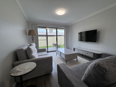 French Corner Apartments - Accommodation Rockhampton 3