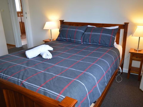 Freycinet Sands - Accommodation Rockhampton 4
