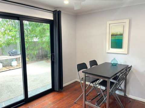 Gabba Central Lofthouse Sleeps5 Pets - Accommodation Rockhampton 2