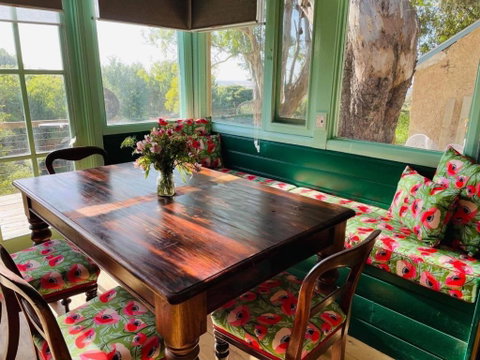 Galway Cottage - Accommodation Rockhampton 3