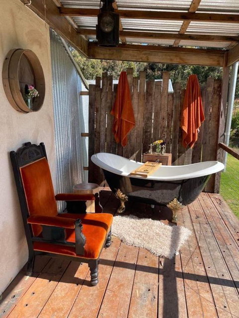 Galway Cottage - Accommodation Rockhampton 2