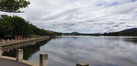GREENWAY WATERS Apartments - Accommodation Rockhampton 1