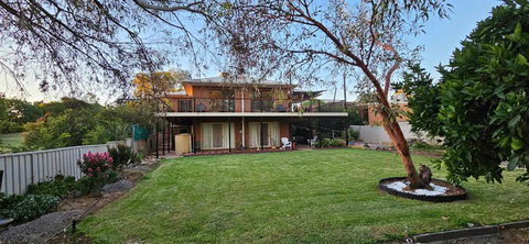 Gungurru - Accommodation Rockhampton 2