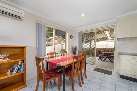 H1211 Mission Terrace Lakewood Heights Estate - Accommodation Rockhampton 3