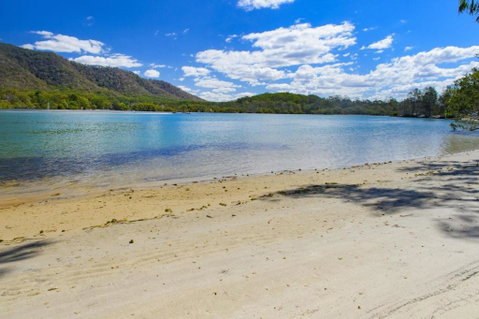 H2O Holiday Apartments Unit 12 - Accommodation Rockhampton 4