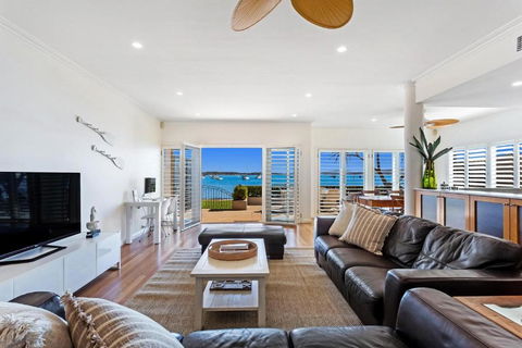 H3 Port Stephens - Accommodation Rockhampton 2