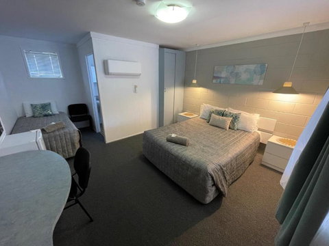 Hatton Vale Motel - Accommodation Rockhampton 0