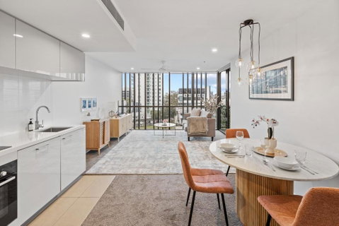 Hearty Milton Apartments - Accommodation Rockhampton 1