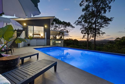 Hinterland Dreamers Poolside Retreat - Accommodation Rockhampton 0