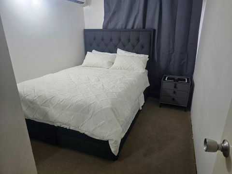 Home Away From Home - Accommodation Rockhampton 3