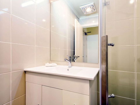 Ibis Styles Kingsgate Hotel - Accommodation Rockhampton 1