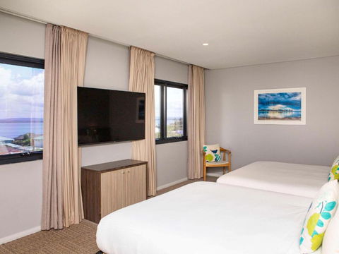 Ibis Styles The Entrance - Accommodation Rockhampton 3