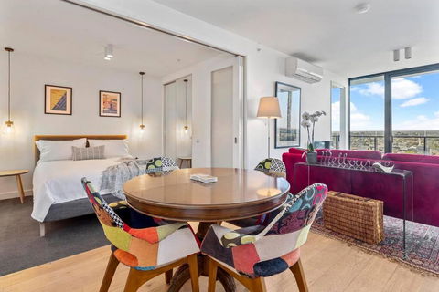 Iconic Melbourne - Accommodation Rockhampton 0