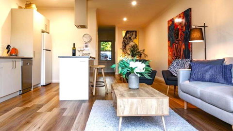 Hotel Trentham Villa 2 - Accommodation Rockhampton 0