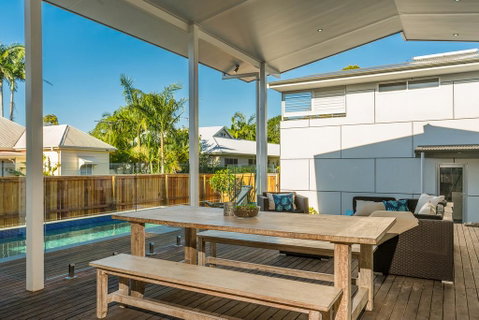 Aditi - Timber Vacation Home - Accommodation Rockhampton 2