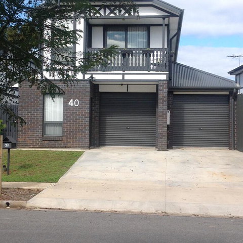 Agathas At Seacombe Gardens - Accommodation Rockhampton 3