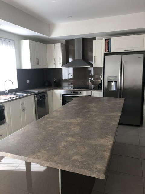 Agathas At Seacombe Gardens - Accommodation Rockhampton 1
