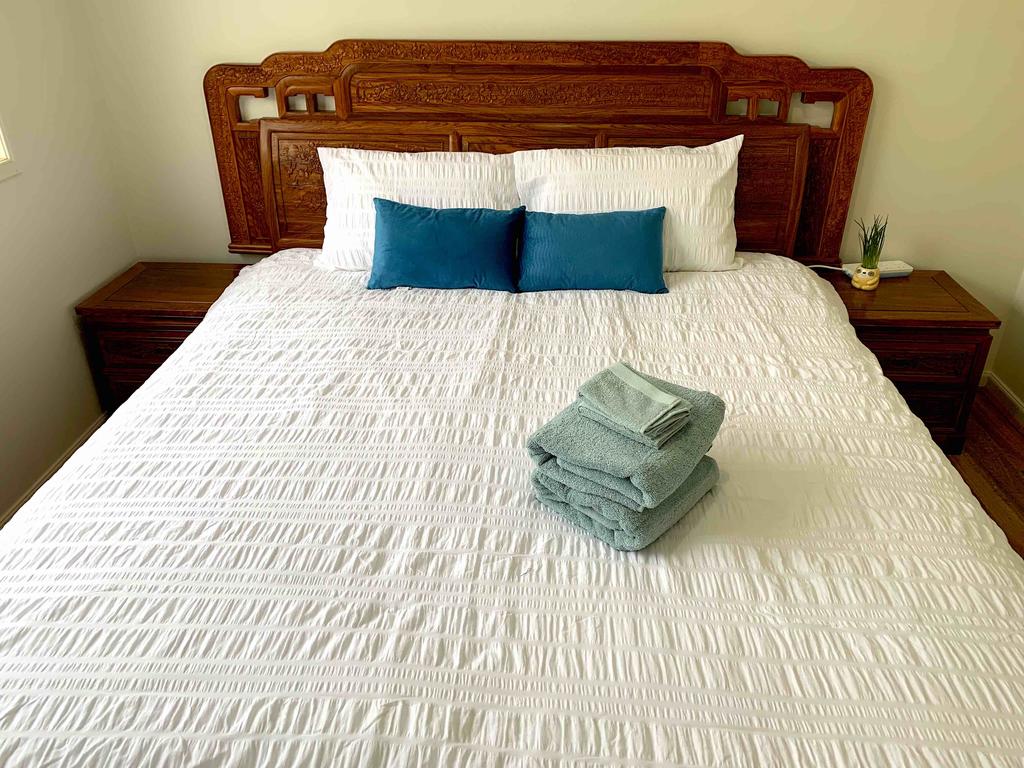 Truganina VIC Accommodation Rockhampton