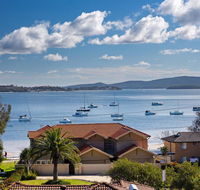 Aislinn' 3/273 Corrie Parade - air con water views BBQ - Accommodation Rockhampton