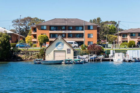 Akuna, Unit 8, 112-116 Little Street - Accommodation Rockhampton 0