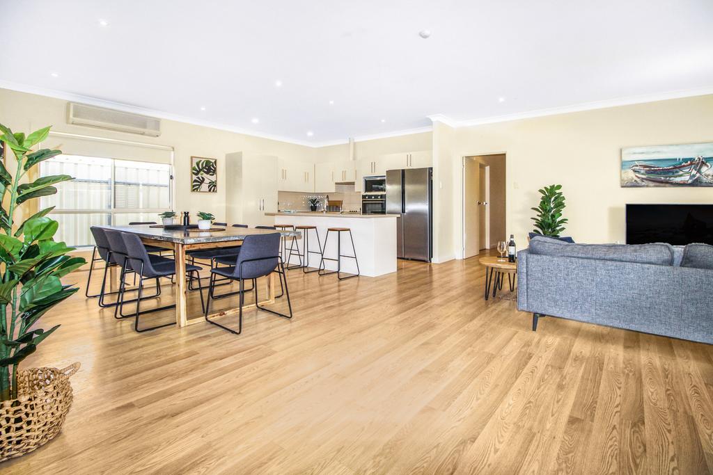 Aldinga SA Accommodation Rockhampton