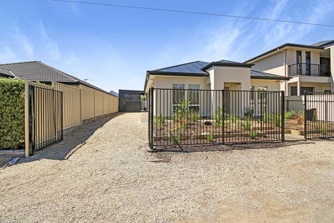 Aldinga Beach Experience - Accommodation Rockhampton 1
