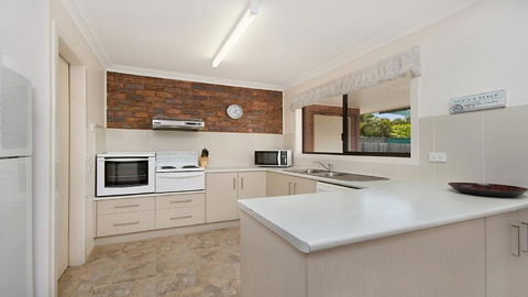 Alexander Palms - Accommodation Rockhampton 1