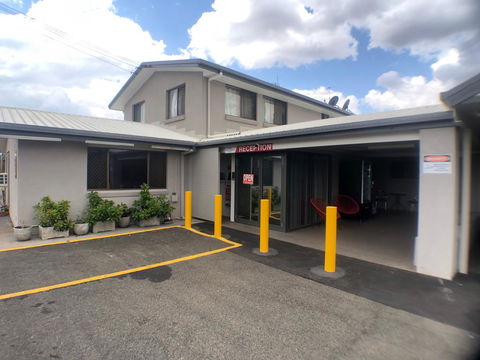 Allan Cunningham Motel - Accommodation Rockhampton 0
