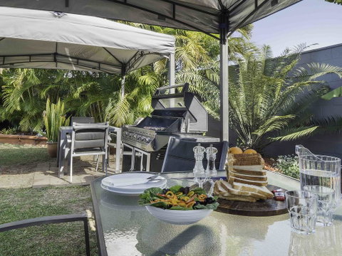 Almare Tourist Motel - Accommodation Rockhampton 2