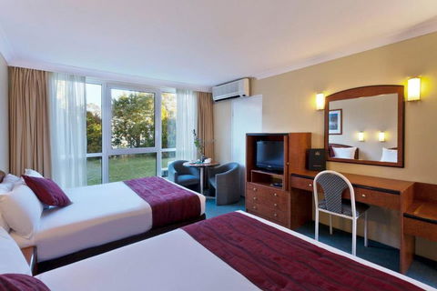 Alpine Motor Inn - Accommodation Rockhampton 2